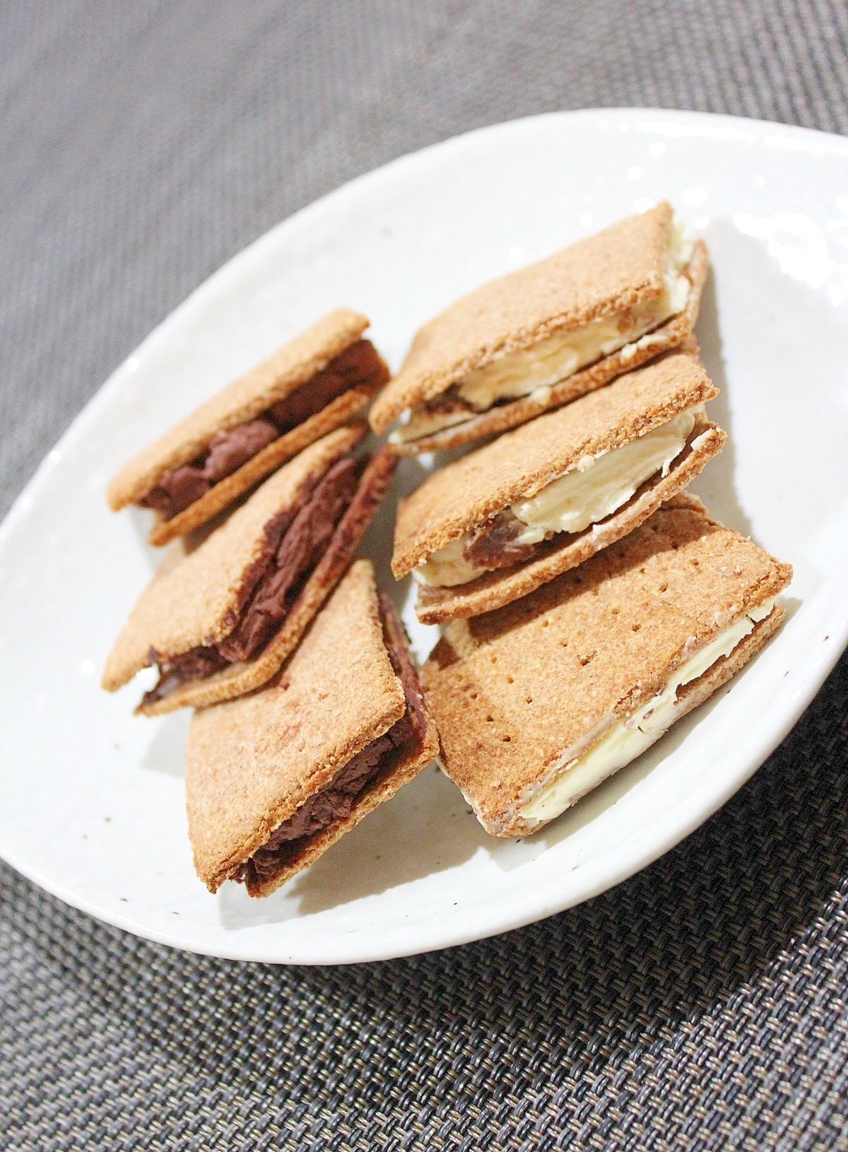 クリームチーズブランクッキー チョコ 少量レーズン レシピ 作り方 By ラムちゃん1224 楽天レシピ クリームチーズブランクッキー チョコ 少量レーズン レシピ 作り方 By ラムちゃん1224 楽天レシピ